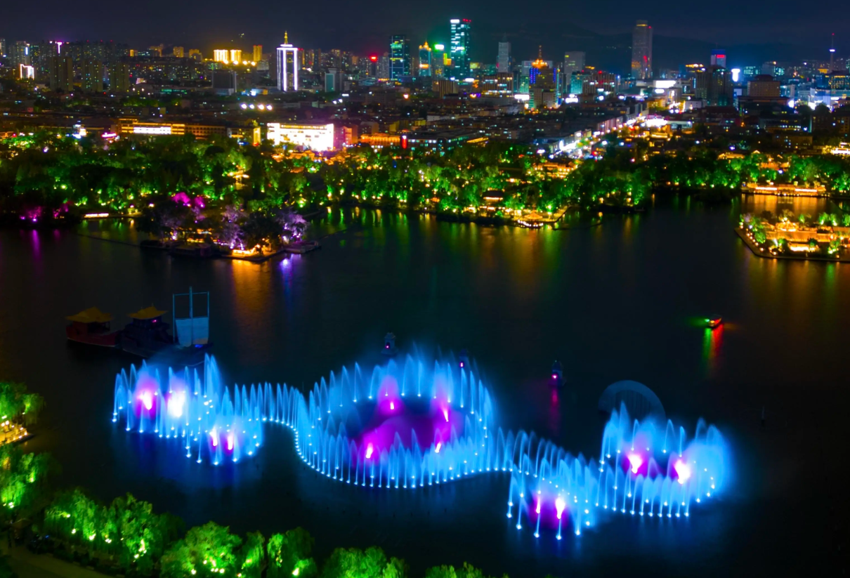 Lake Fountain